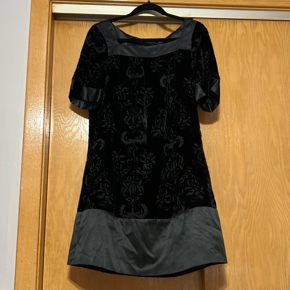 Size 8 Max&Cleo Black Velvet Dress